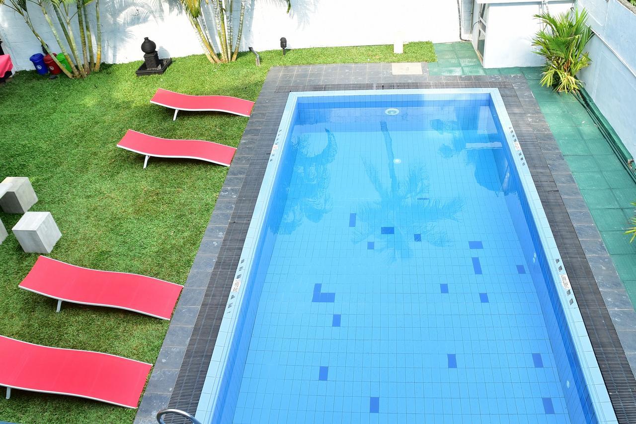Katunayaka Sky Transit Hotel מראה חיצוני תמונה